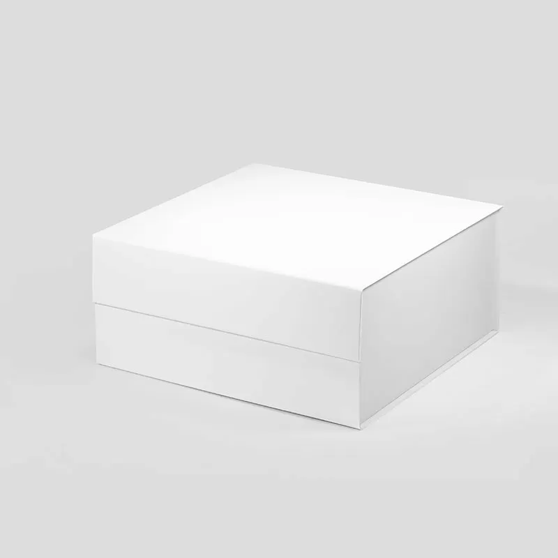 BOX: MEDIUM SQUARE WHITE MAGNETIC GIFT BOX (PACK OF 10)