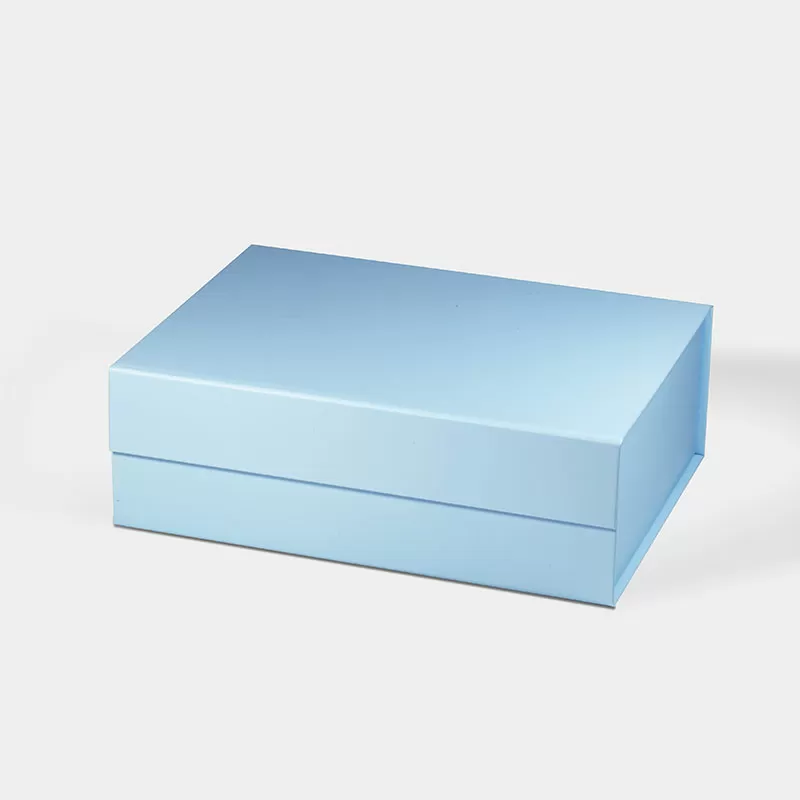 BOX: MEDIUM BABY BLUE MAGNETIC GIFT BOX (PACK OF 10)