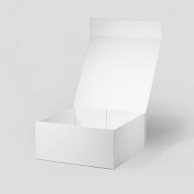 BOX: MEDIUM SQUARE MAGNETIC WHITE GIFT BOX WITH RIBBON (PACK OF 10)